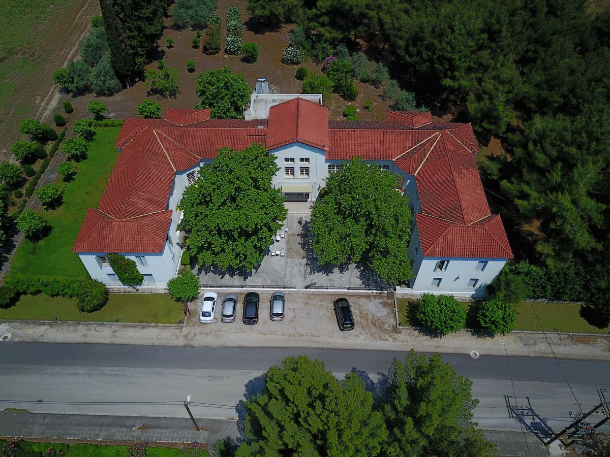 Hotel Oiti Loutra Ipatis Esterno foto